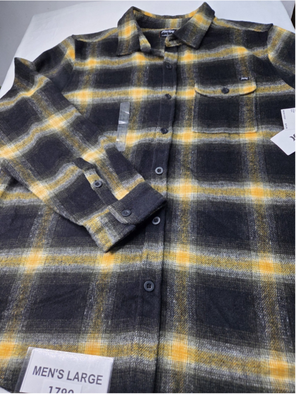 Hurley Portland Heavyweight Flannel Men’s Large Black Yellow Plaid New NWT #1790